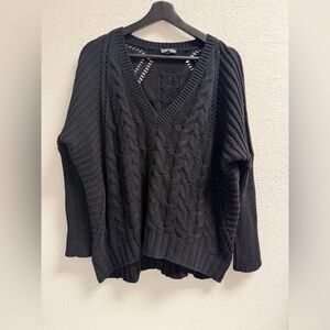 Express Black V-Neck Cable Knit Oversized Sweater XS